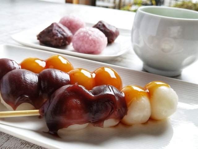 Japanese Sweets in the Season of Cherry Blossoms